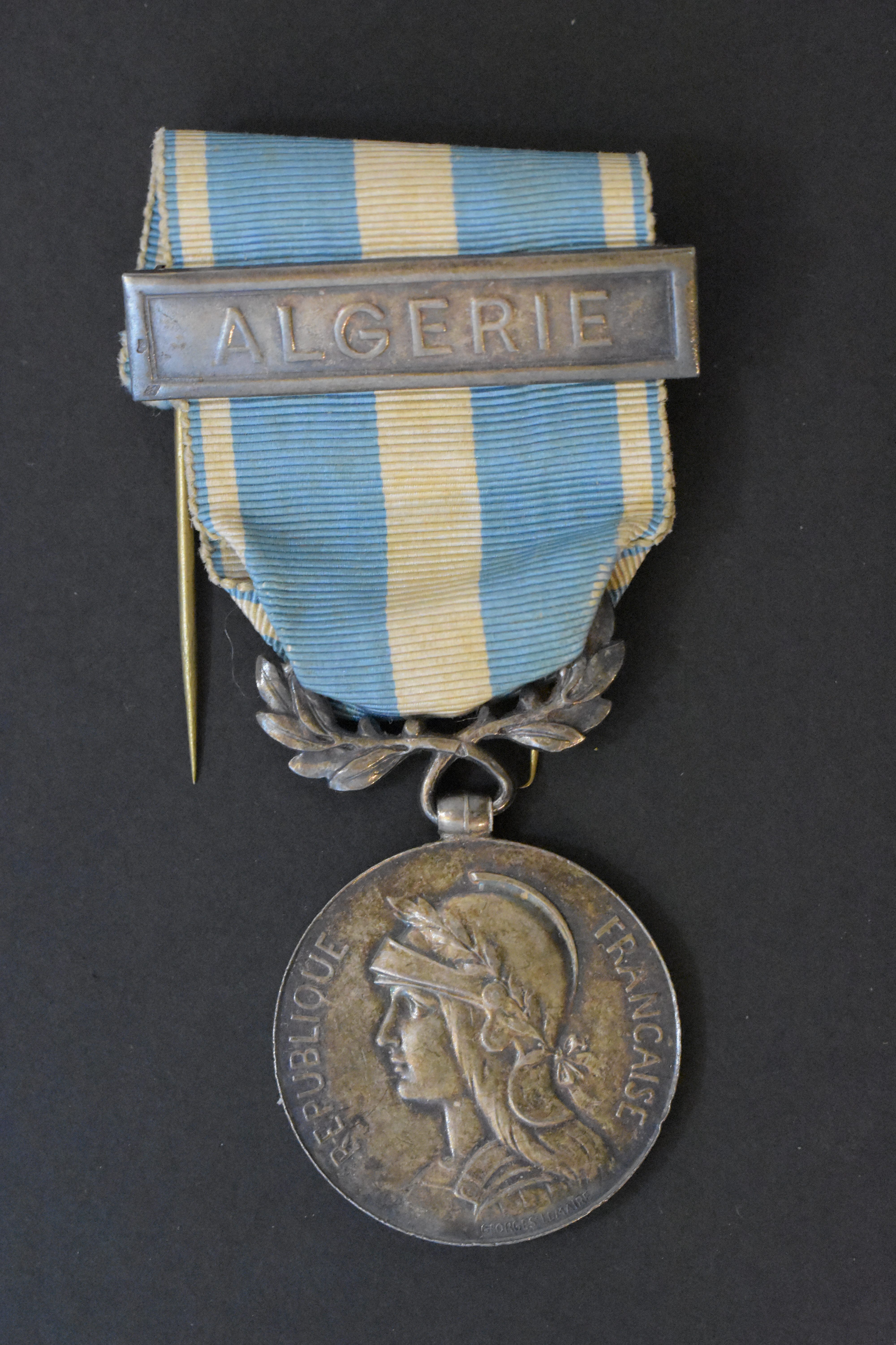 Médailles militaire ensemble d'un officier colonial – Image 4