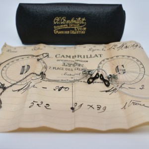 Lunettes, Pince Nez Ancien en Métal.